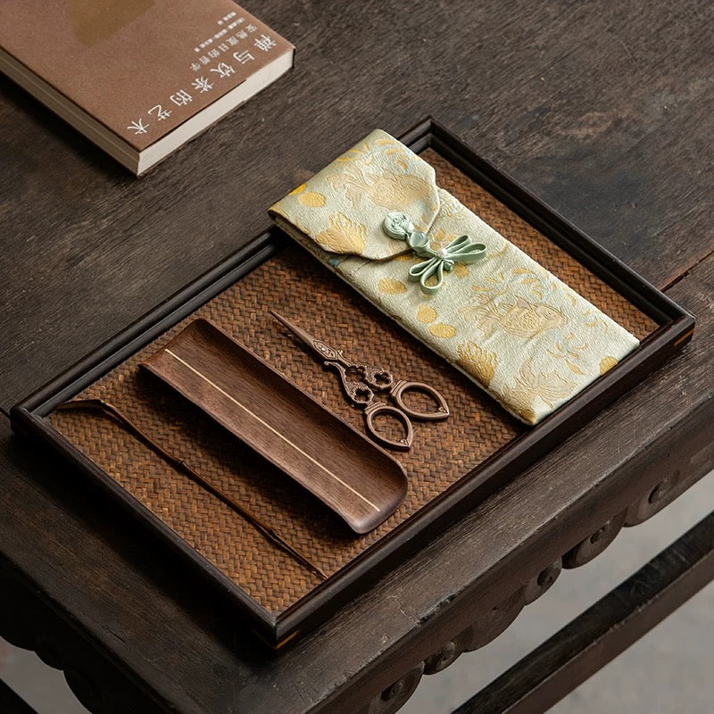 Brocade-Wrapped Wooden Tea Scoop & Leaf Holder 3-Piece Set - Includes Scissors, Storage Pouch & Tea Tools for Gongfu Tea Ceremony