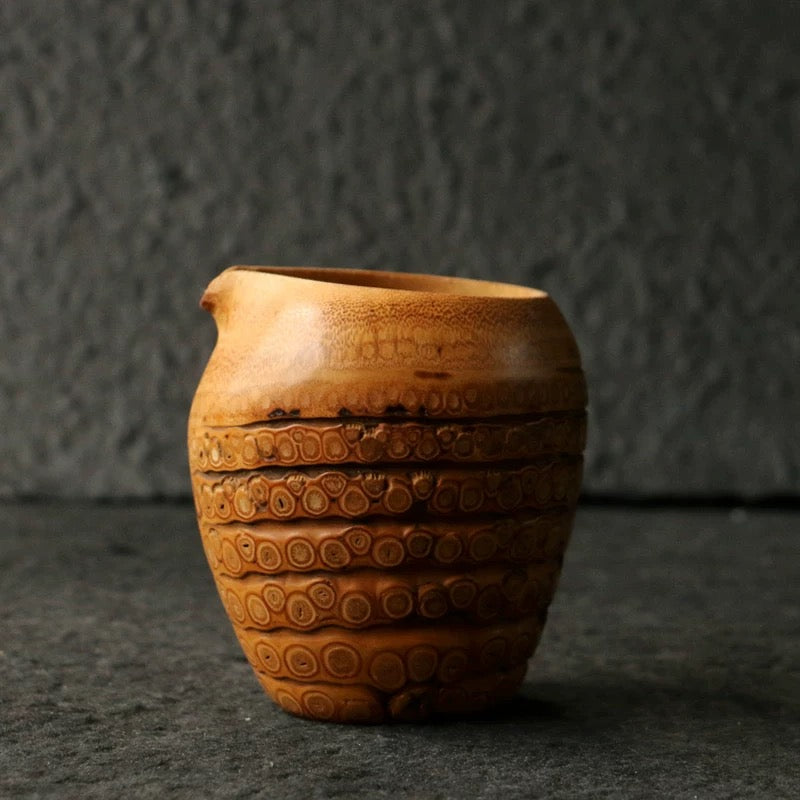 Premium Bamboo Tea Set – Handmade Aged Root Fairness Cup with Tea Pet Sculpture