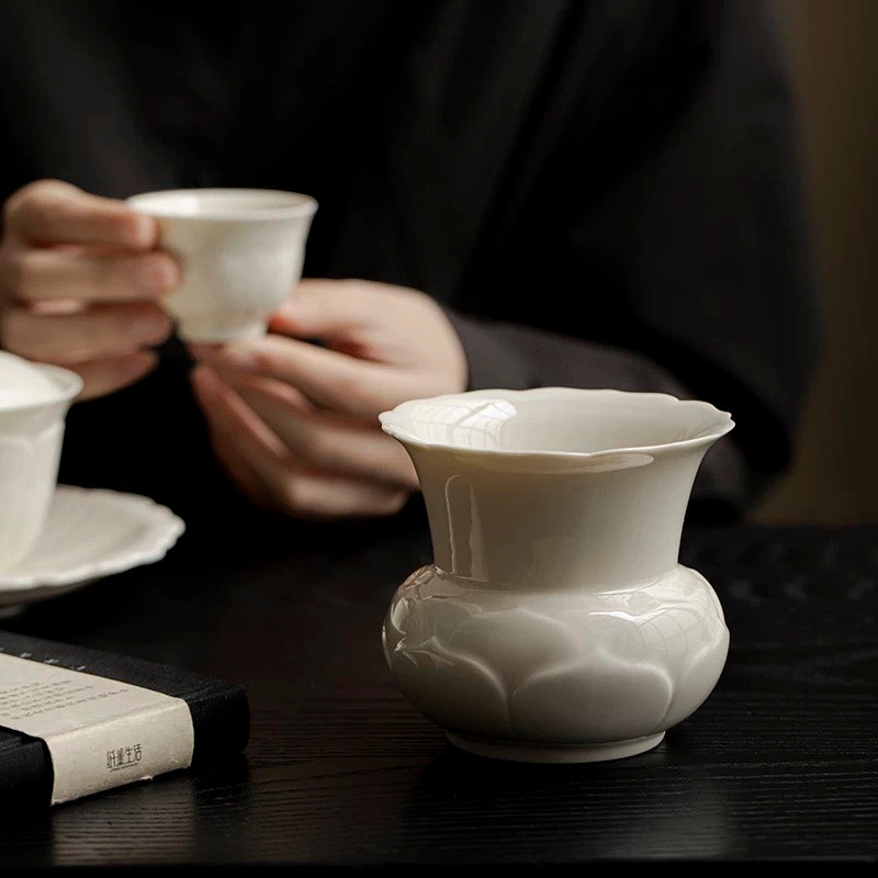 Song Dynasty-style Ding Kiln White Ceramic Teapot – Handmade Large Capacity Teapot with Filter, Retro Gongfu Tea Set for Home Brewing