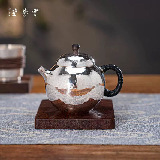 999 Pure Silver Hand-Hammered Teapot – One-Piece Construction Round-Mouth Chinese Tea Brewing Pot for Home Use