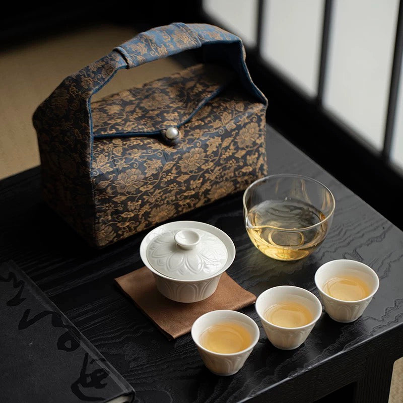 Song Dynasty-Inspired White Gaiwan Travel Tea Set - Portable 1-Pot-3-Cup Fast Brewing Kit with Storage Case