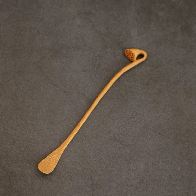 Premium Carved Bamboo Tea Tools – 3-Piece Lotus Leaf Set with Tea Scoop & Picker