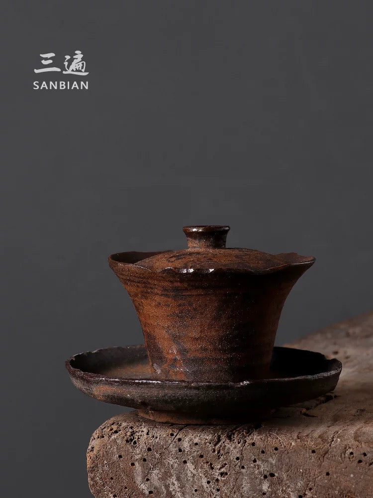 Japanese Wabi-Sabi Hand-Pinched Teapot – Ins-Style Creative Yixing Clay & Stoneware Lidded Cup, Easy-to-Season Handheld Gongfu Tea Set