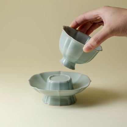 Sky-Blue Ru Kiln Tea Cup Set - Petal-Rimmed Stemmed Cups in Song Dynasty Style