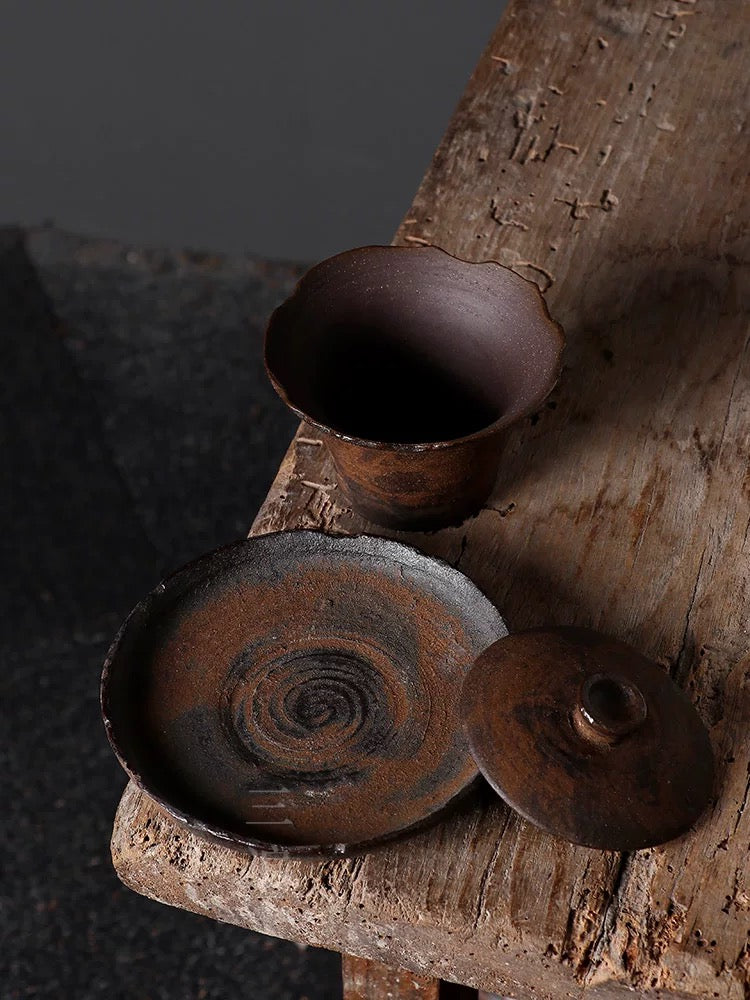 Japanese Wabi-Sabi Hand-Pinched Teapot – Ins-Style Creative Yixing Clay & Stoneware Lidded Cup, Easy-to-Season Handheld Gongfu Tea Set