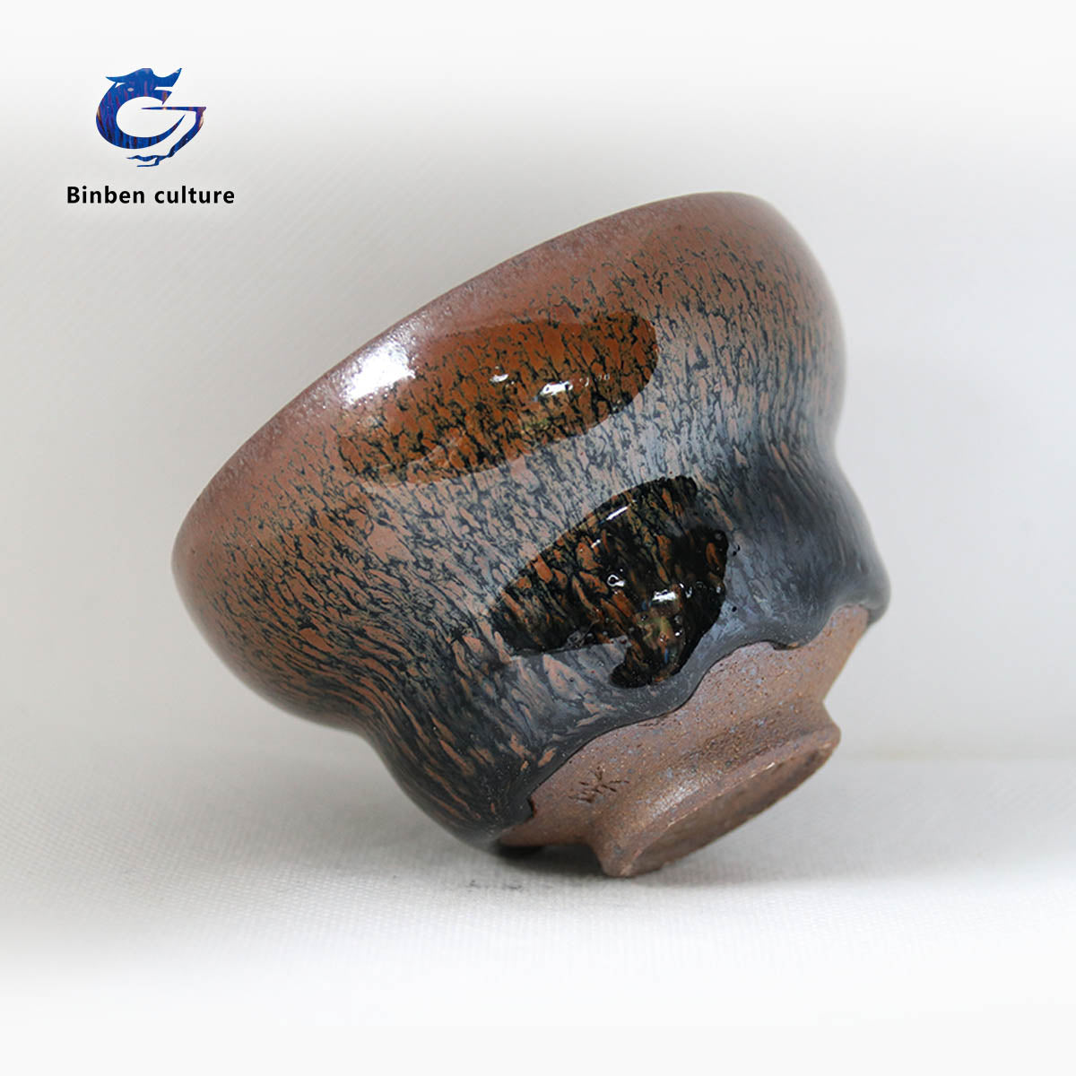 Glazed surface: antique wood fired rabbit hair utensil type: gourd cup