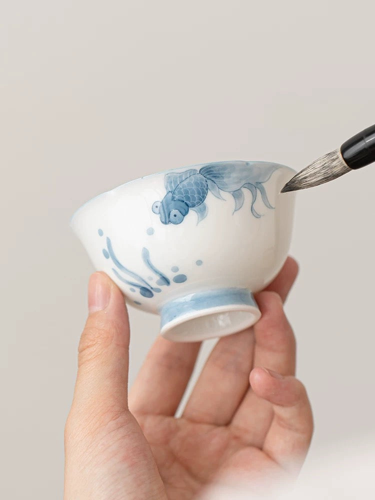 Premium Hand-Painted Underglaze Blue & White Gaiwan