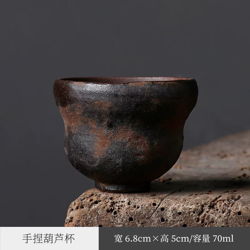 Japanese Wabi-Sabi Hand-Pinched Teapot – Ins-Style Creative Yixing Clay & Stoneware Lidded Cup, Easy-to-Season Handheld Gongfu Tea Set