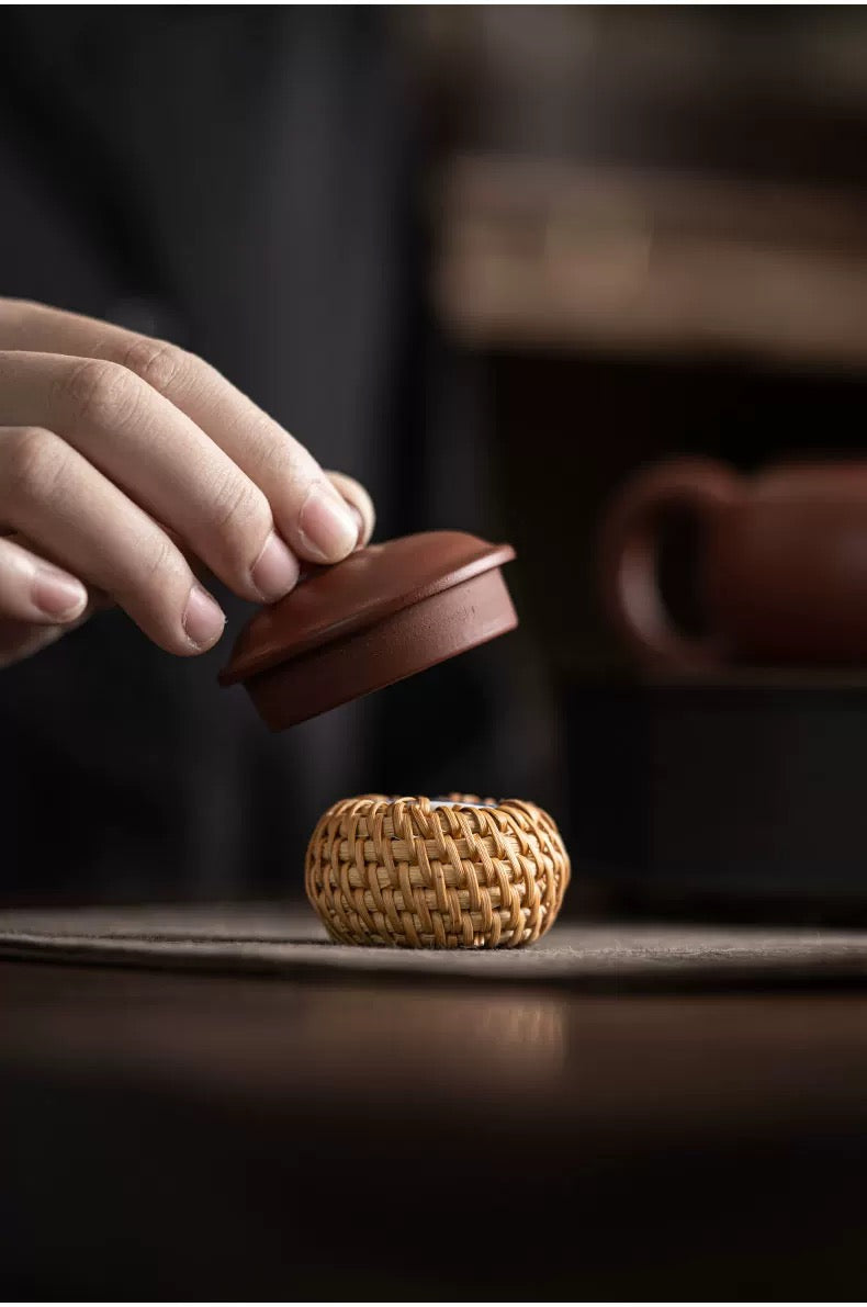Handmade Tea Lid Stands – Rattan-Wrapped Bamboo Rest for Zisha/Iron Teaware