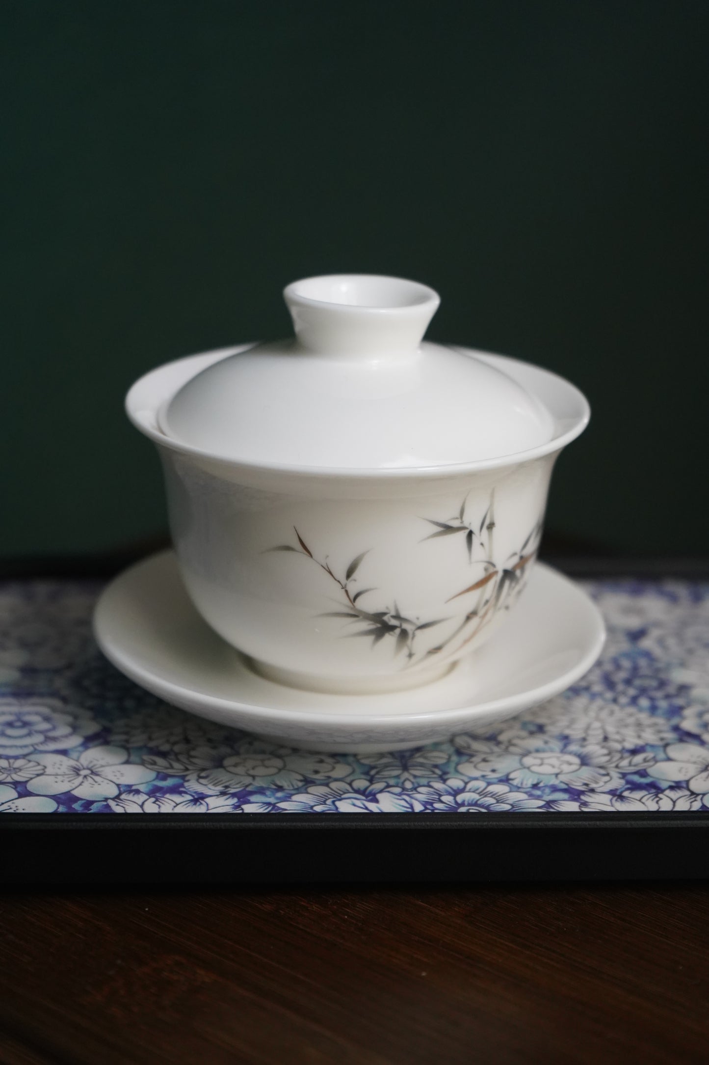 White porcelain hand-painted lid bowl