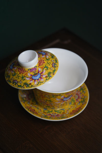 White porcelain hand-painted lid bowl