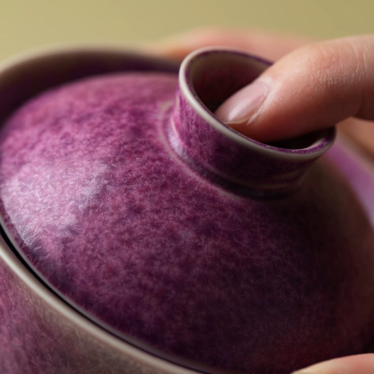 Handmade Yaobian Purple Tea Cup – Crystalline Glaze Ceramic Gongfu Gaiwan