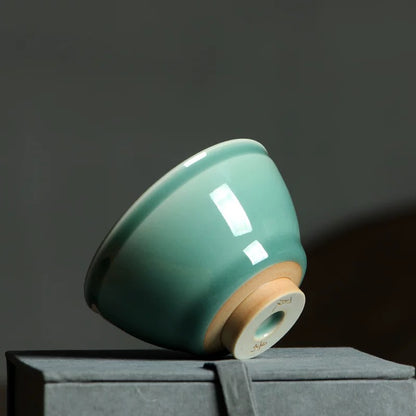 Weighted Celadon Tea Bowl – Artisan Thick-Glazed Drinking Cup for Gongfu Tea