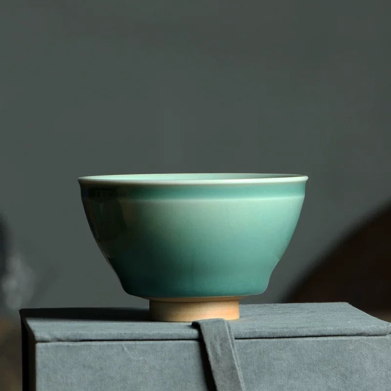 Weighted Celadon Tea Bowl – Artisan Thick-Glazed Drinking Cup for Gongfu Tea