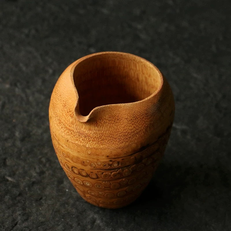 Premium Bamboo Tea Set – Handmade Aged Root Fairness Cup with Tea Pet Sculpture