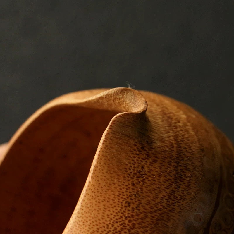 Premium Bamboo Tea Set – Handmade Aged Root Fairness Cup with Tea Pet Sculpture