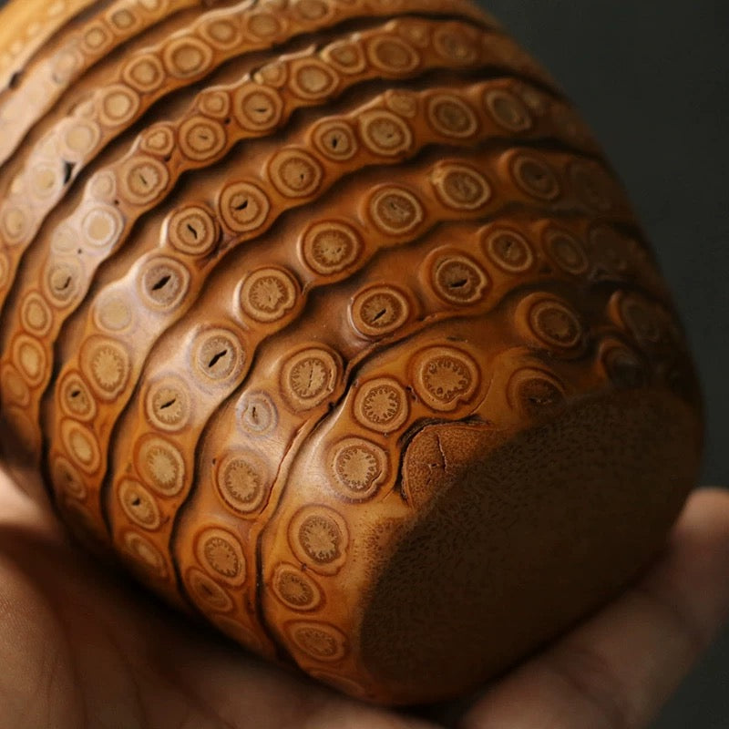 Premium Bamboo Tea Set – Handmade Aged Root Fairness Cup with Tea Pet Sculpture