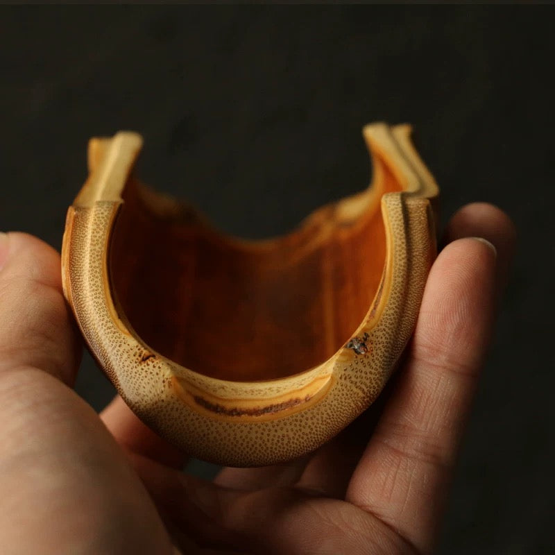 Aged Bamboo Tea Tools – Handcrafted Tortoise-Shell Pattern Scoop & Leaf Tray