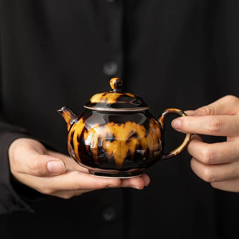 Premium Glazed Teapot – Vintage Tortoise-Shell Crystal Design (160ml Ceramic Gongfu Teaware)