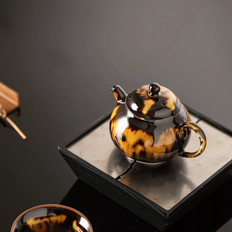 Premium Glazed Teapot – Vintage Tortoise-Shell Crystal Design (160ml Ceramic Gongfu Teaware)