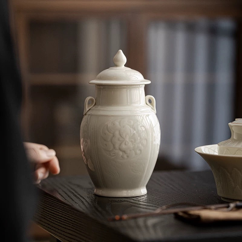 Song Dynasty-style Ding Kiln White Ceramic Teapot – Handmade Large Capacity Teapot with Filter, Retro Gongfu Tea Set for Home Brewing