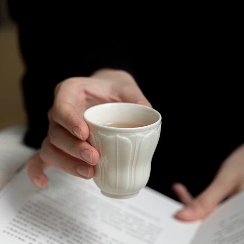 Song Dynasty-Inspired White Porcelain Tea Set – Premium 1-Pot-4-Cup Gongfu Gift Collection (Luxury Gift Box)