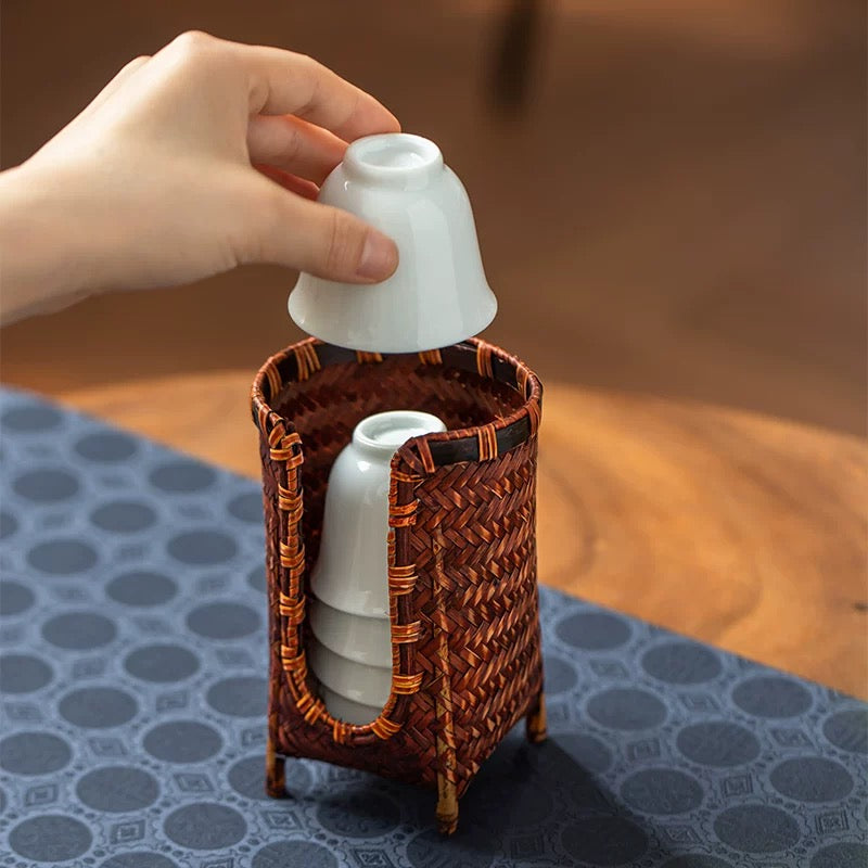 Handwoven Bamboo Tea Cup Holder – Japanese-Style Storage Basket for Gongfu Tea Sets (Multi-Slot Display & Organizer)