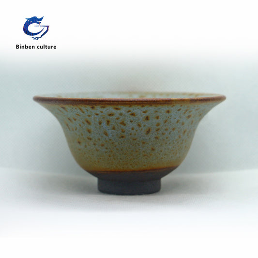 Wu Linsen's pottery type: palace bowl glazed surface: kiln turned unnamed